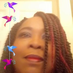 Meet your Posher, Evelyn